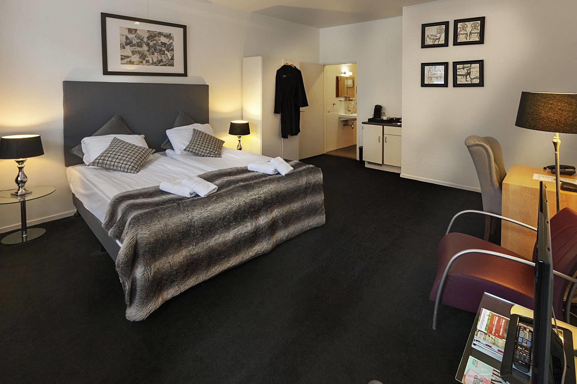 אמרספוט Hotel De Tabaksplant מראה חיצוני תמונה